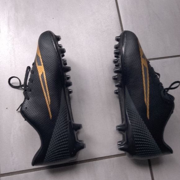 Nike Yioiy Soccer Cleats - Picture 3 of 5